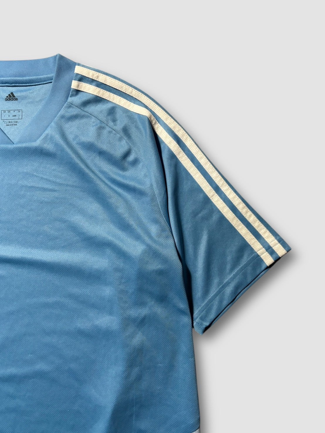 adidas t-shirt