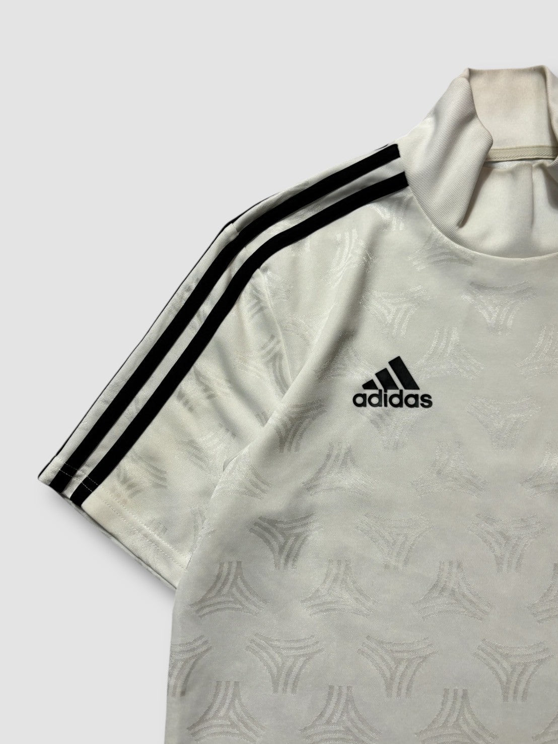 adidas t-shirt