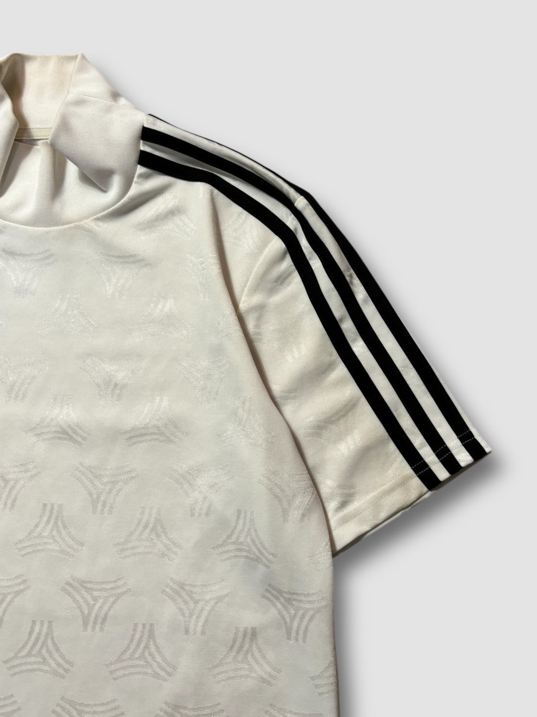 adidas t-shirt