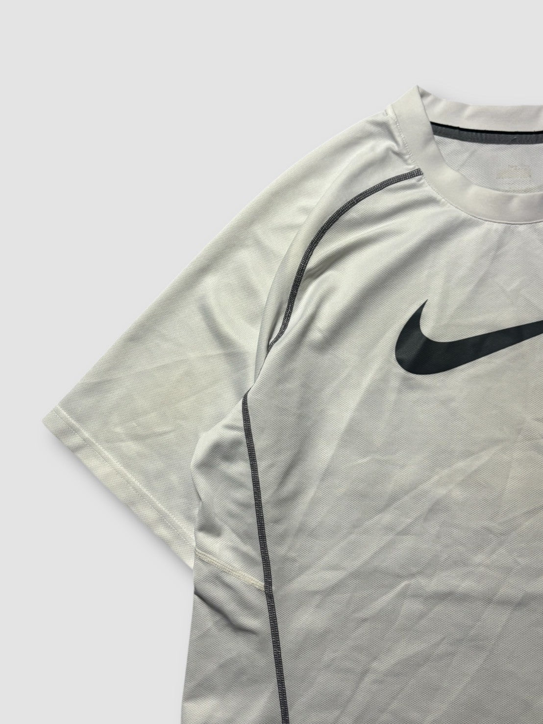nike t-shirt
