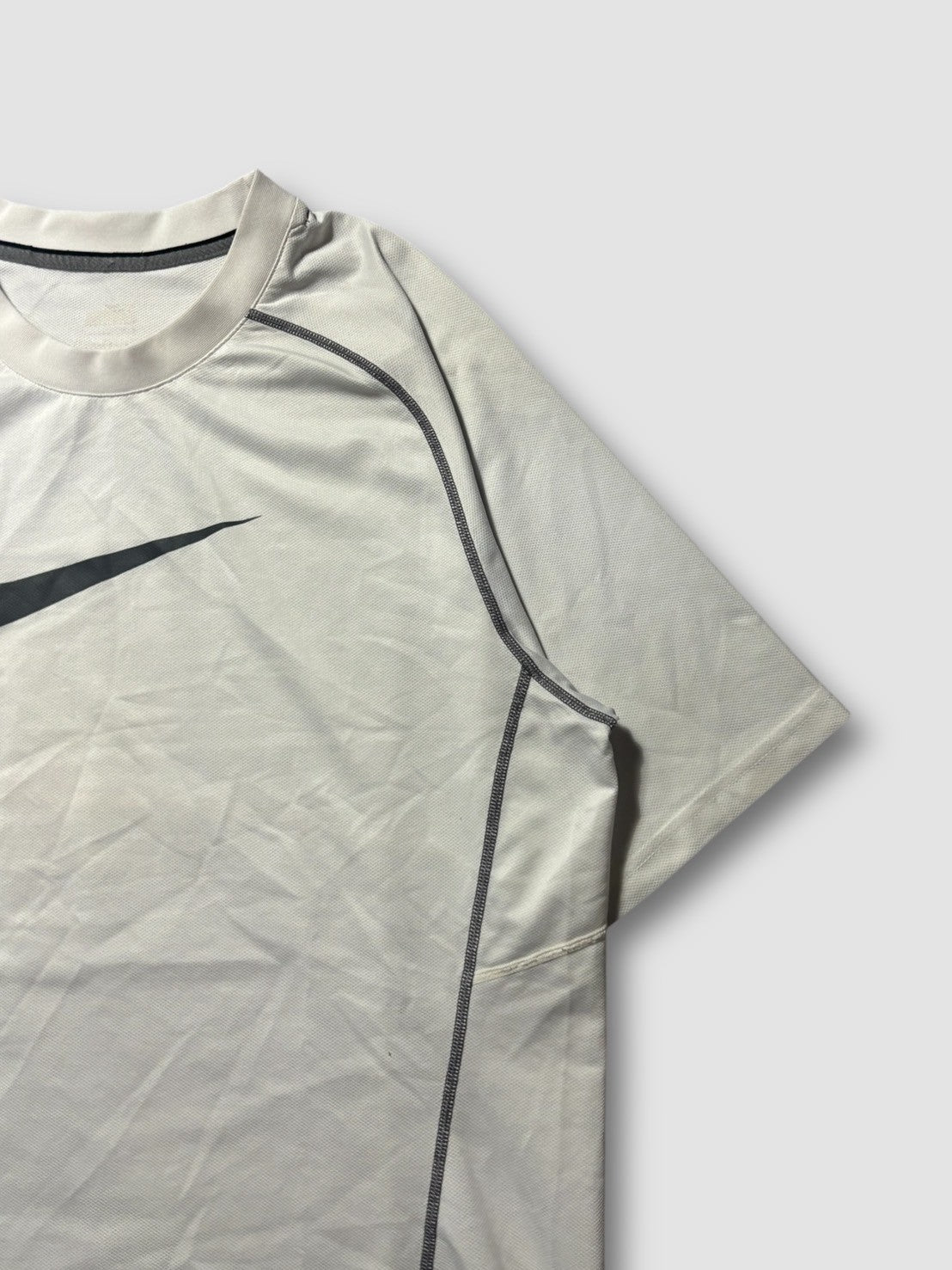 nike t-shirt