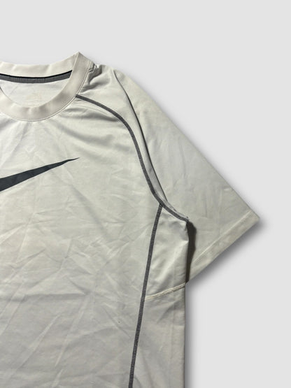 nike t-shirt