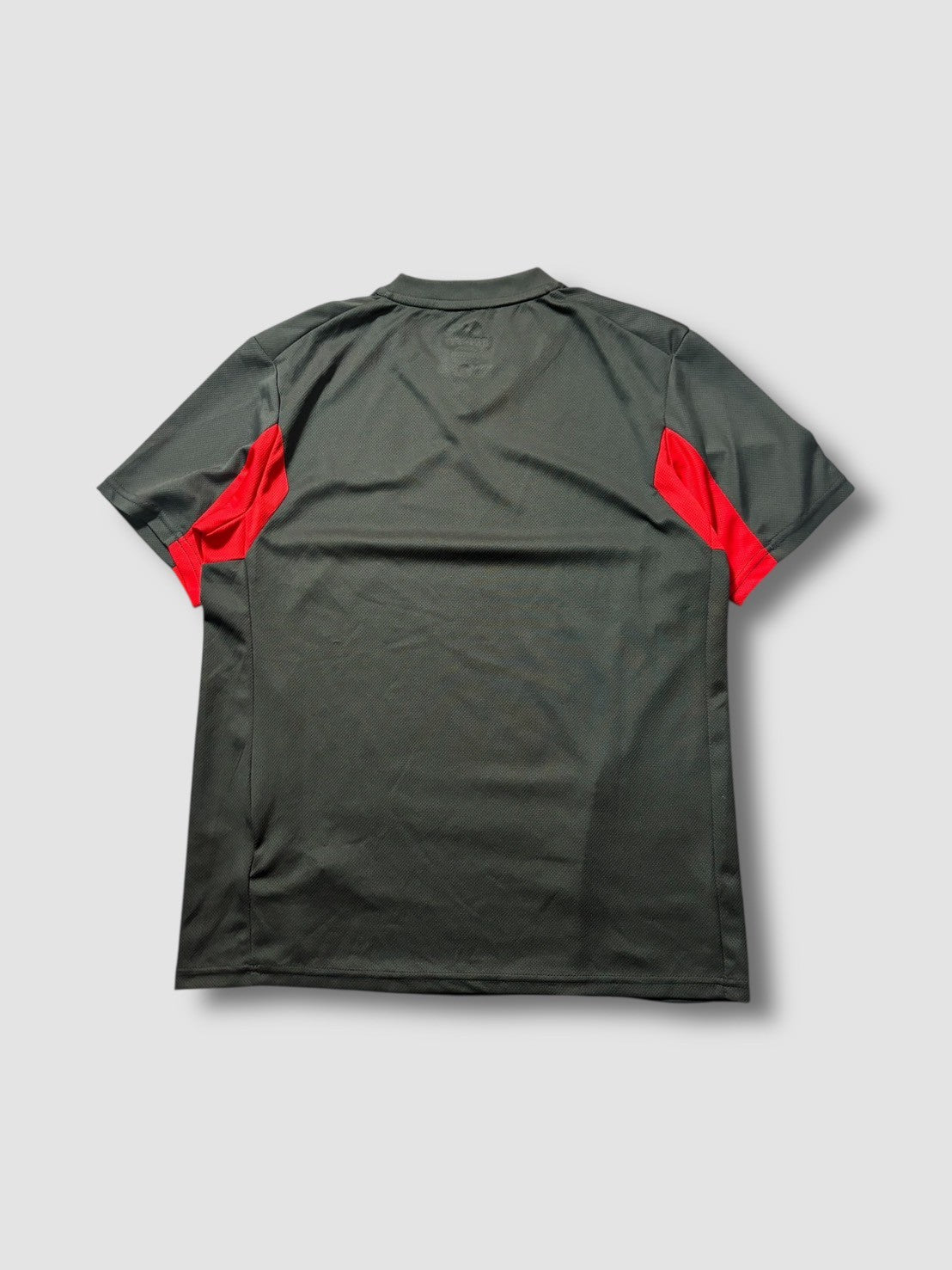 nike t-shirt
