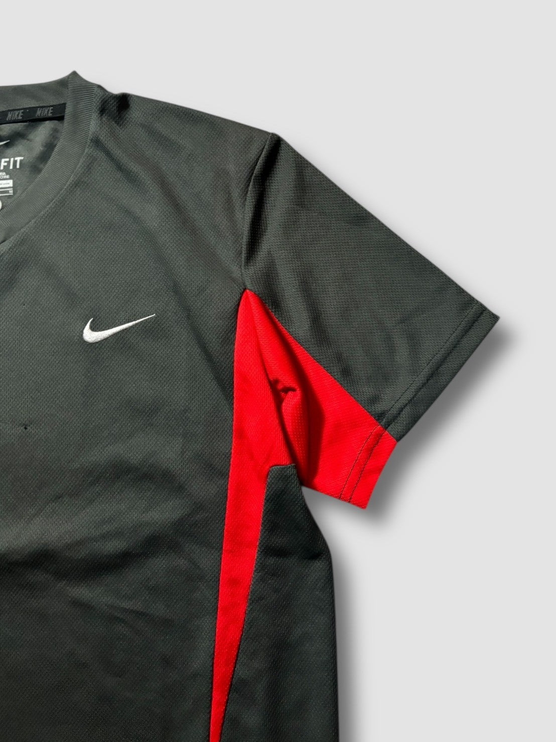 nike t-shirt