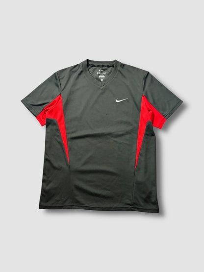 nike t-shirt