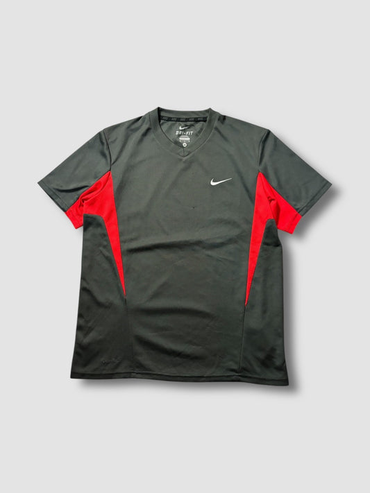 nike t-shirt